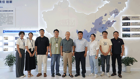 產(chǎn)學(xué)研共譜AI交響！西安電子科技大學(xué)計(jì)算機(jī)科學(xué)與技術(shù)學(xué)院黨委書記李青山一行蒞臨恒遠(yuǎn)科技參觀交流